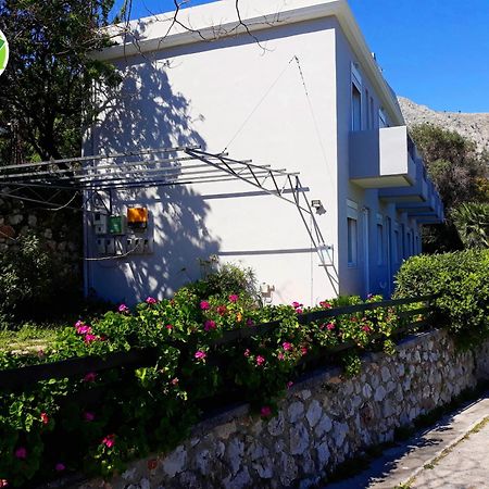 Point Twins Apartments ヴロンダトス エクステリア 写真